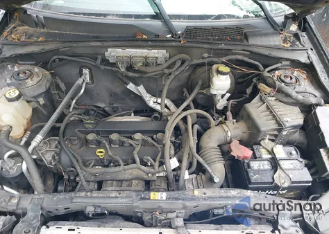 2011 Ford Escape Xlt из США, поврежденный, VIN 1FMCU0D71BKA19880